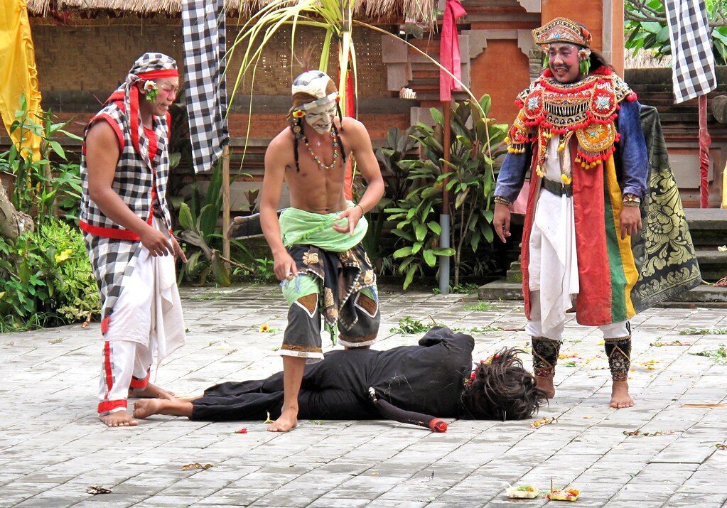 The kris episode of the Barong drama, where entranced men turn daggers on themselves.