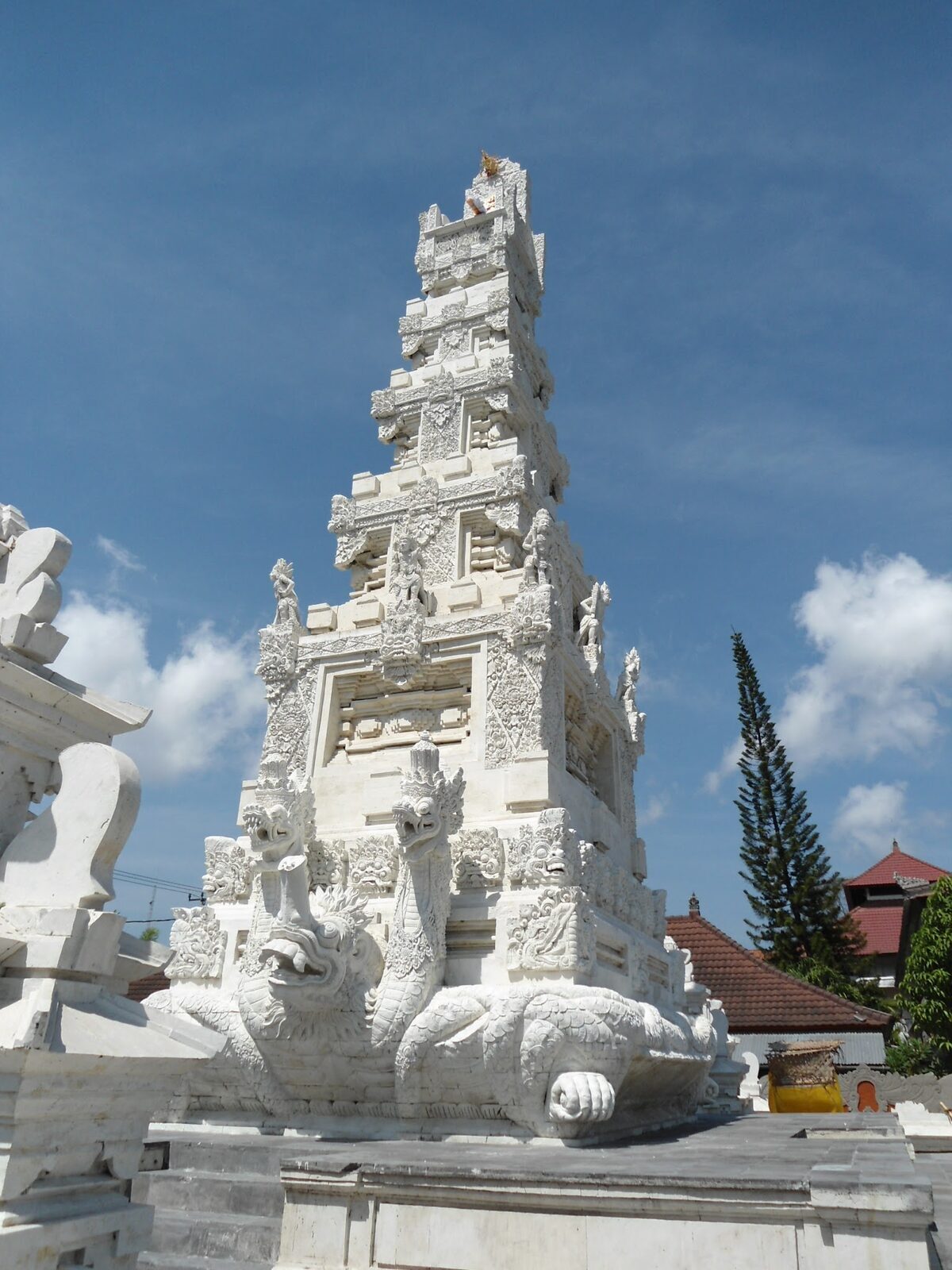 The padmasana — the towering white lotus-throne shrine to Sang Hyang Widhi Wasa, the 'one supreme God' whose single-principle framing Balinese reformers foregrounded only in the 20th century.