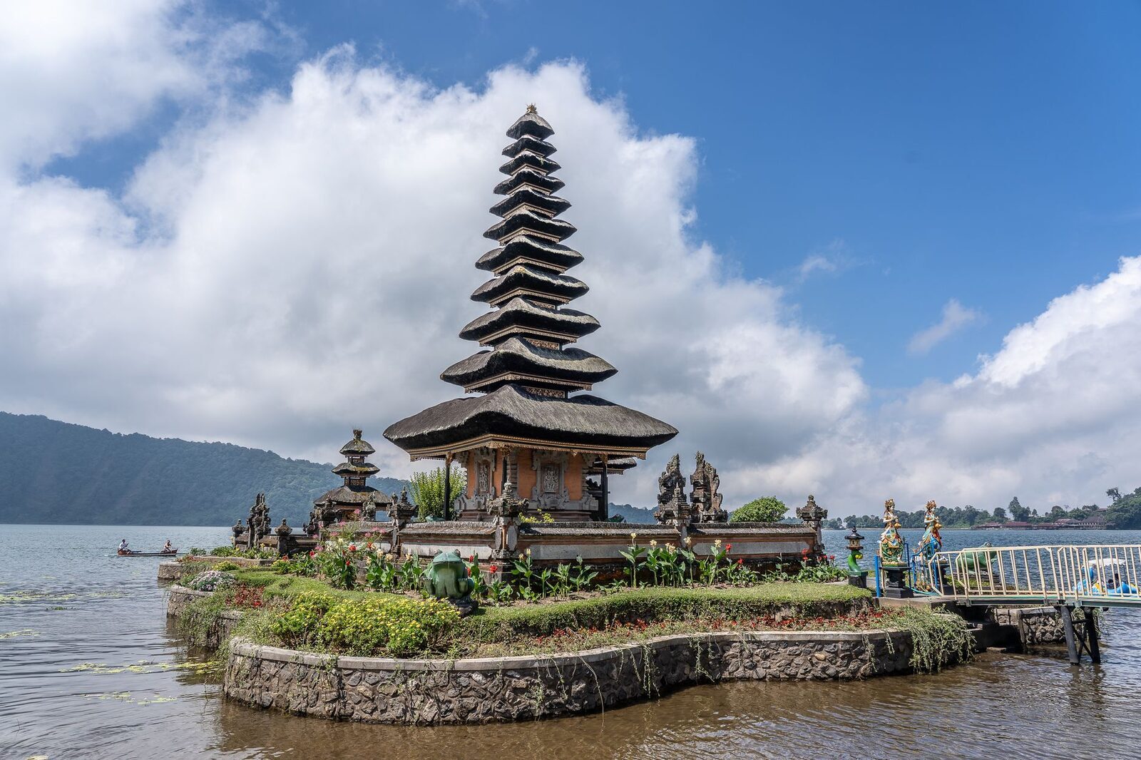 Pura Ulun Danu Beratan — the tiered meru shrine that appears to float on the lake, the one on the 50,000-rupiah note.