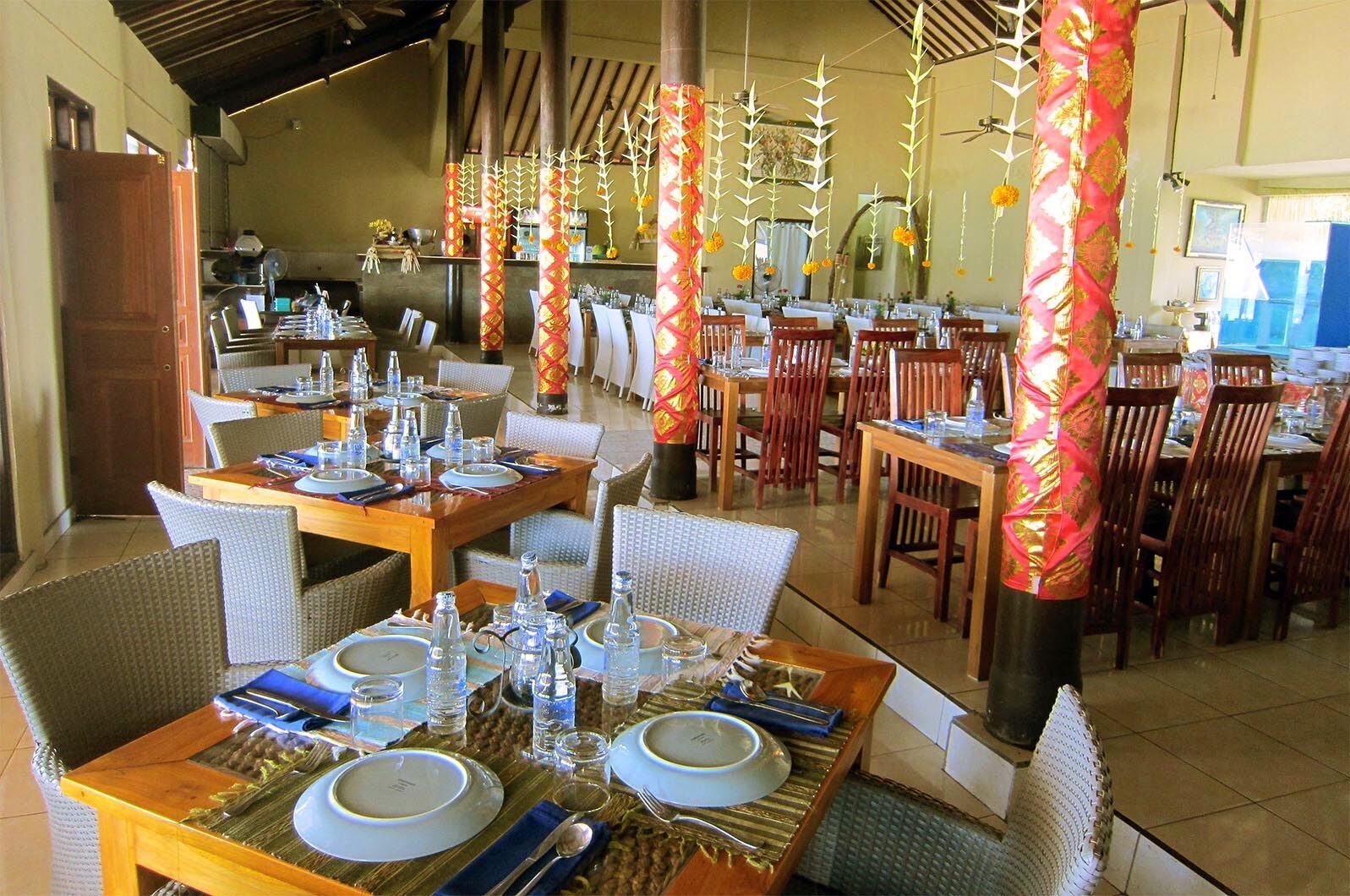 A tidier, set-table seafood restaurant of the pricier, better-run kind at the quieter end.