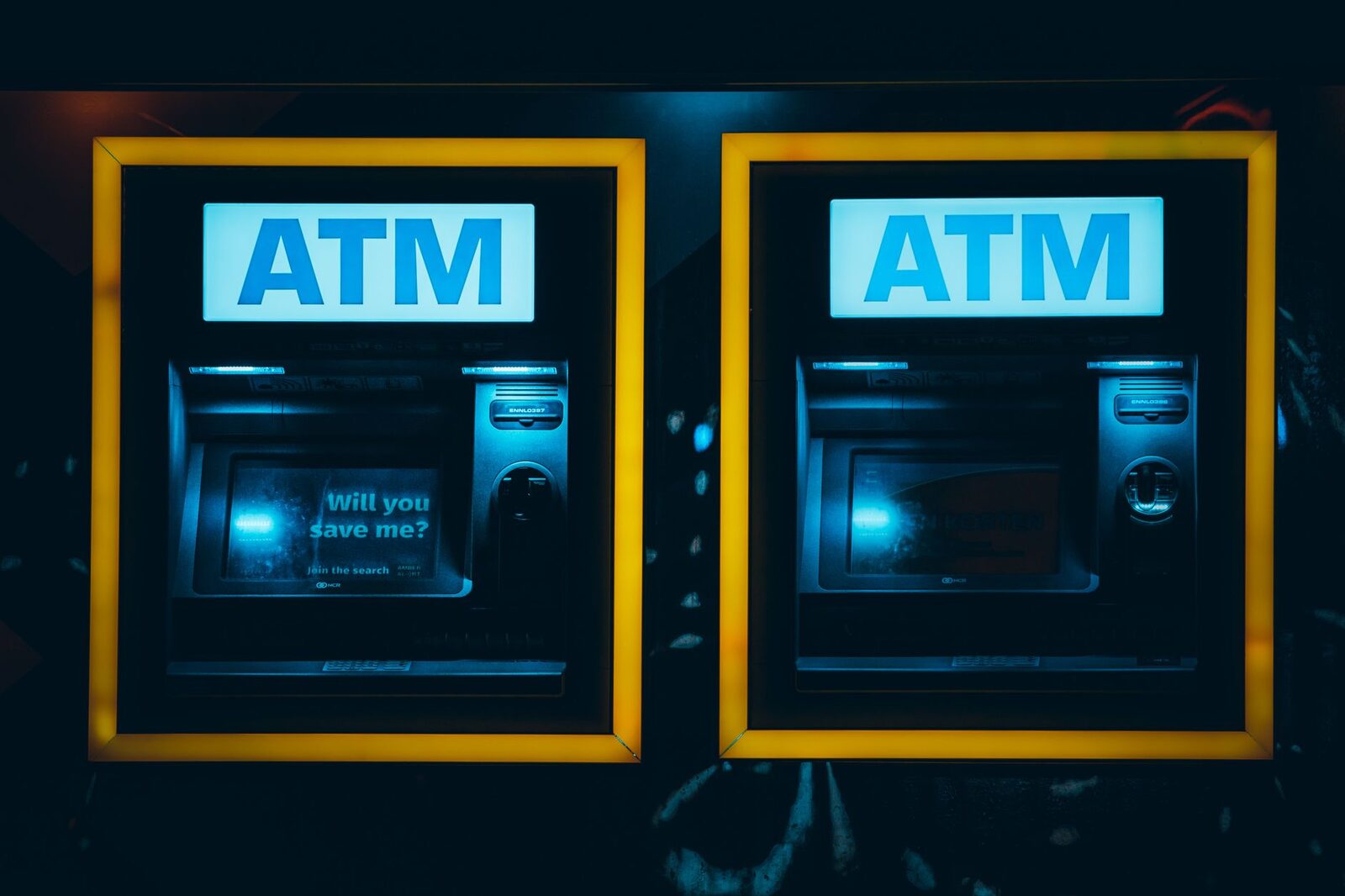 Standalone booths lit up after hours. Use a machine attached to a bank branch or inside a mall instead — BCA, Mandiri, BNI, CIMB.
