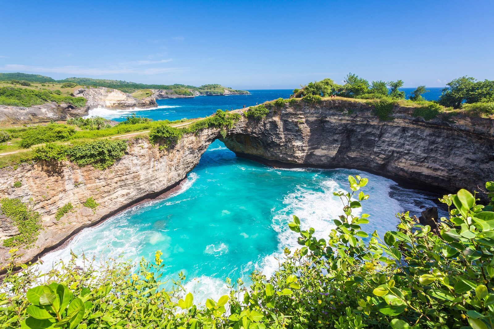 Broken Beach (Pasih Uug) — the circular cliff arch enclosing a turquoise lagoon.