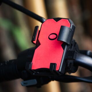 Motorbike / scooter phone mount
